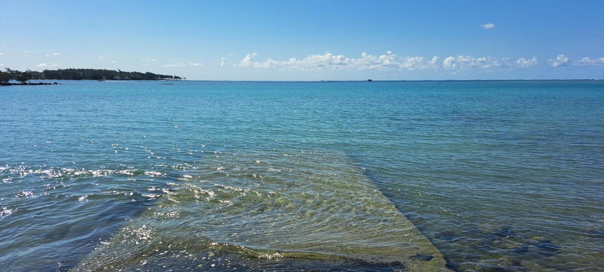 Clair De Lune - Private 2 Bedrooms Beachfront Villa Trou d'Eau Douce Exterior foto