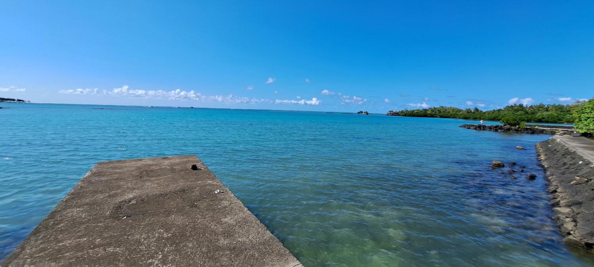 Clair De Lune - Private 2 Bedrooms Beachfront Villa Trou d'Eau Douce Exterior foto